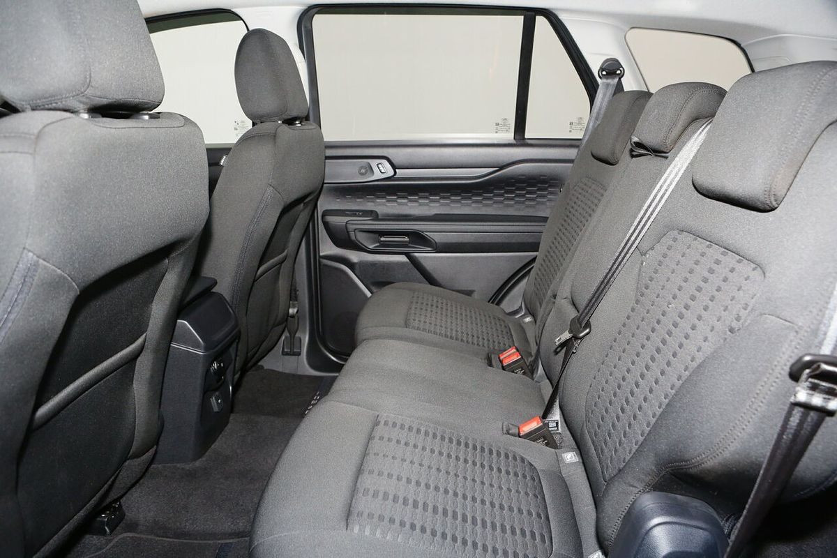 2024 Ford Everest Ambiente 2.0L