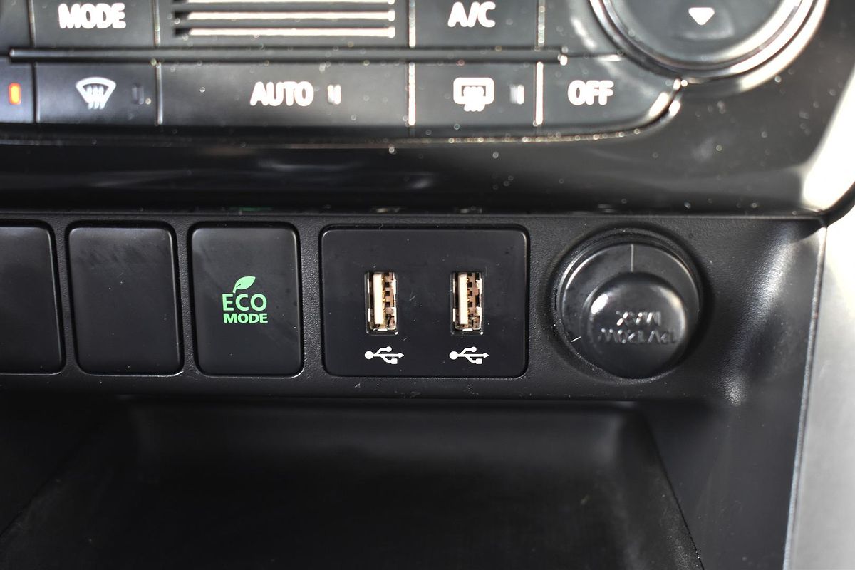 2024 Mitsubishi Eclipse Cross ES YB