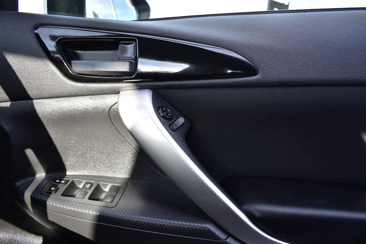 2024 Mitsubishi Eclipse Cross ES YB