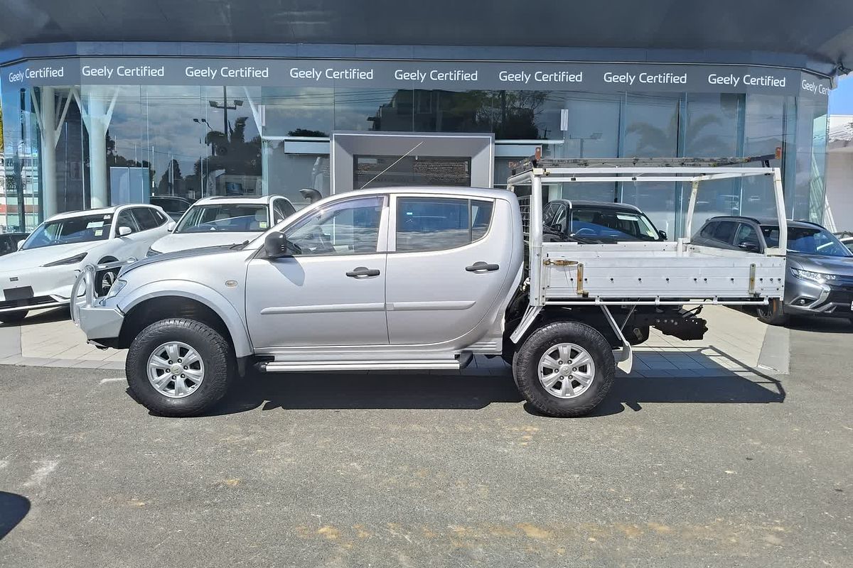 2014 Mitsubishi Triton GLX MN 4X4
