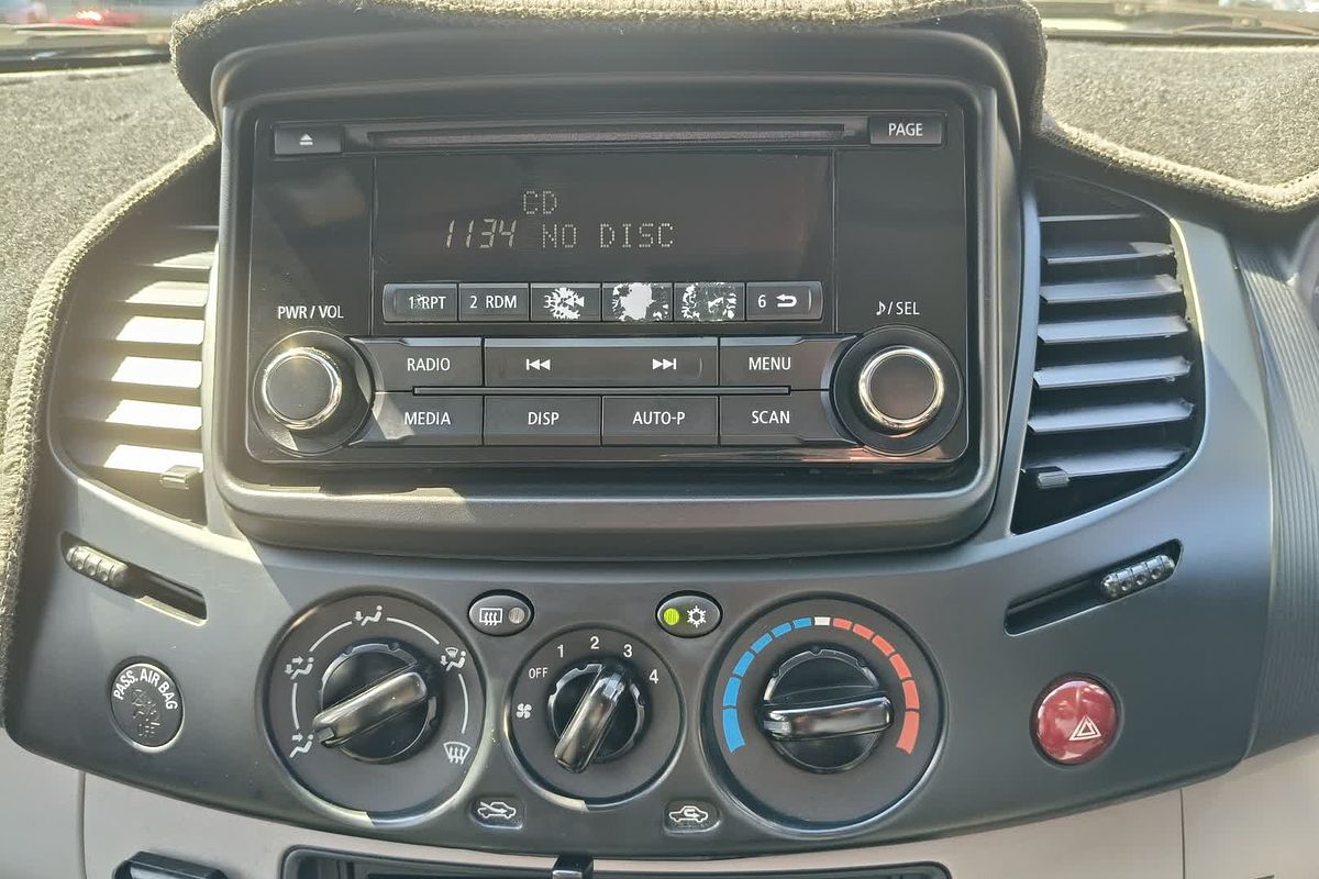 2014 Mitsubishi Triton GLX MN 4X4