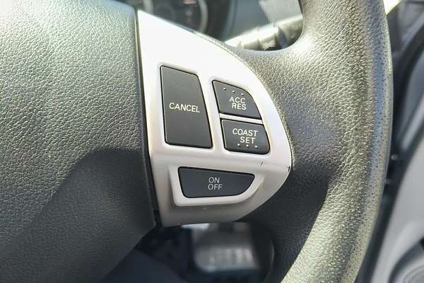 2014 Mitsubishi Triton GLX MN 4X4
