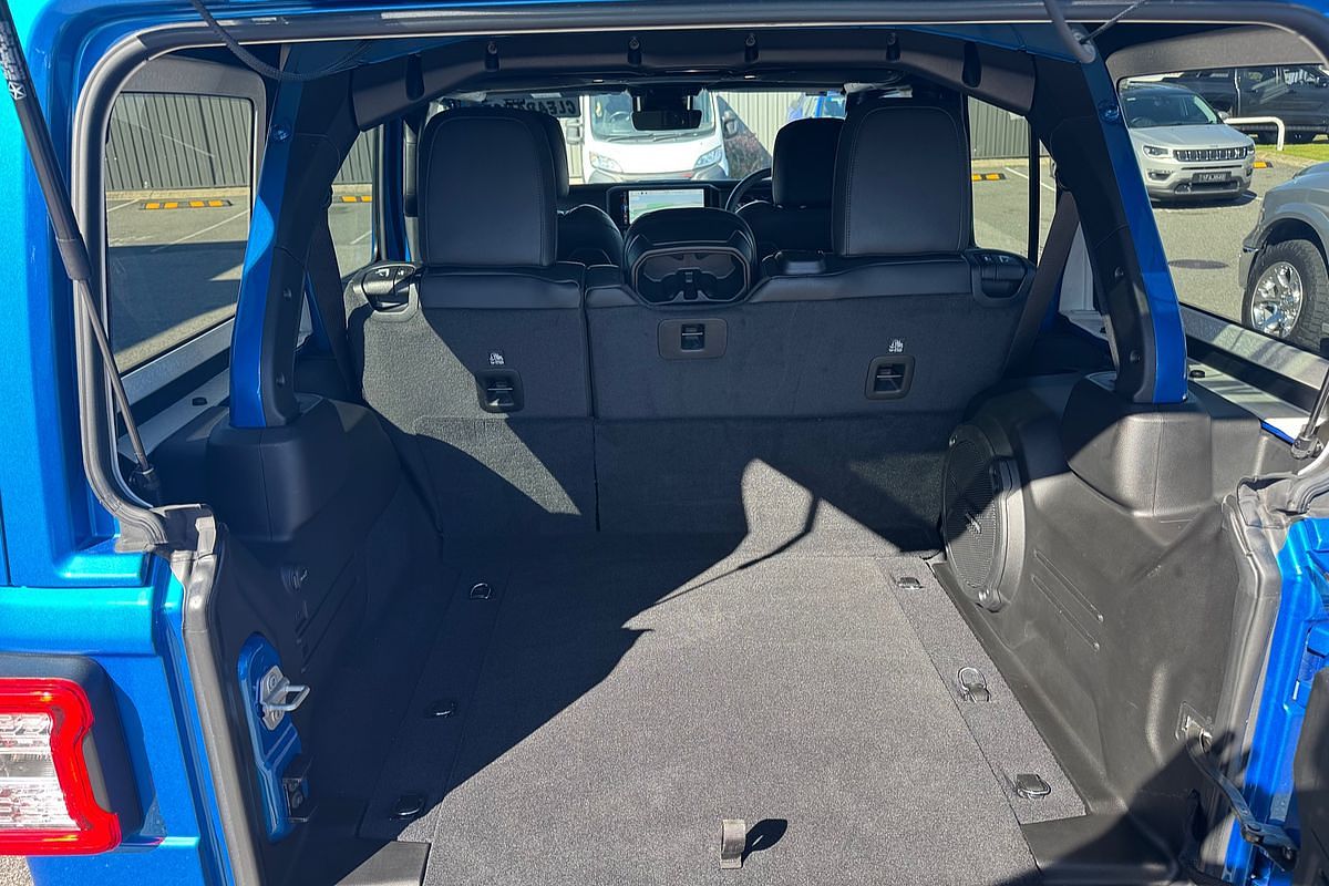 2024 Jeep Wrangler Unlimited Overland JL