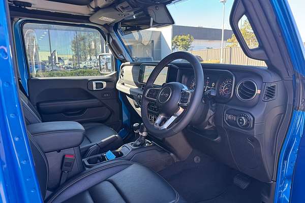 2024 Jeep Wrangler Unlimited Overland JL