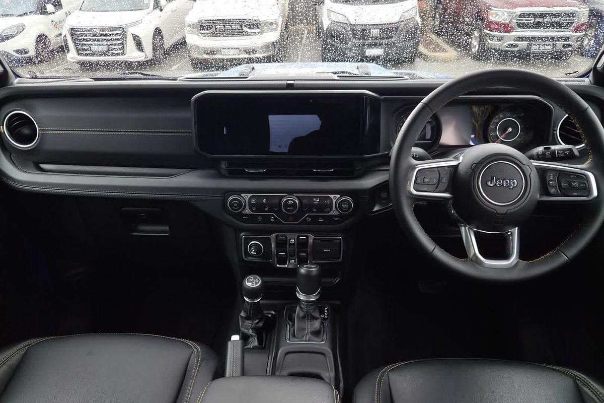 2024 Jeep Wrangler Unlimited Overland JL