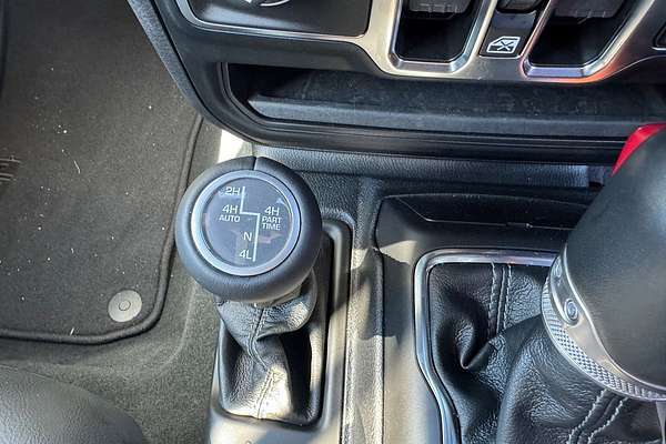 2024 Jeep Wrangler Unlimited Overland JL