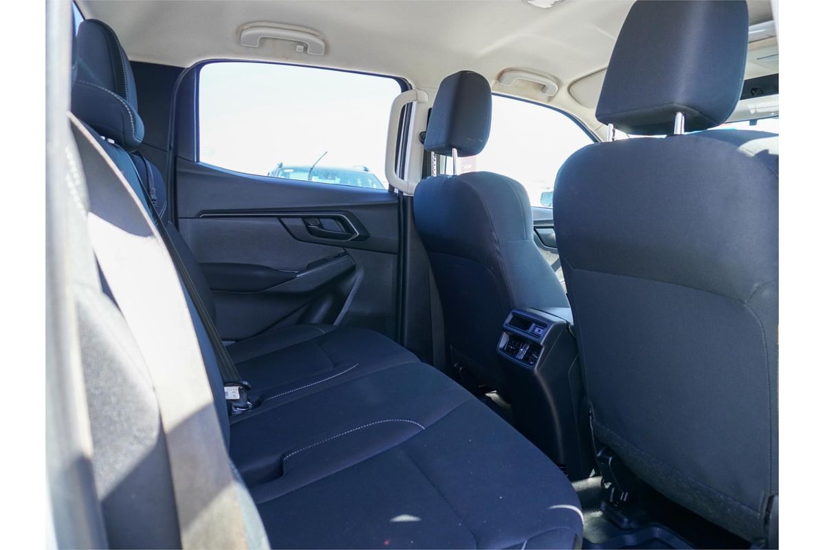 2022 Isuzu D-MAX SX 4X4