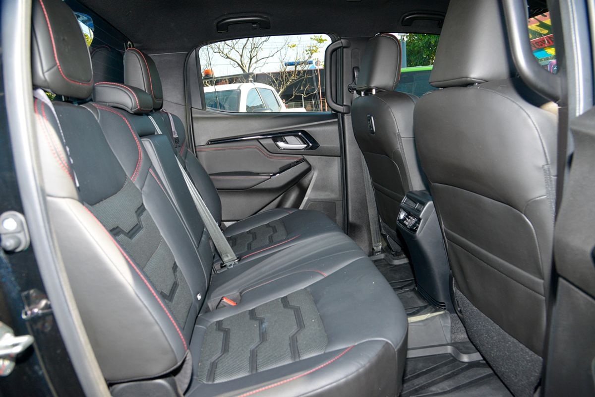 2022 Isuzu D-MAX X-TERRAIN 4X4