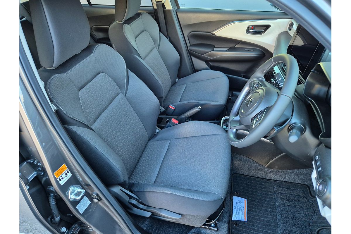 2025 Suzuki Swift Hybrid GLX UZ