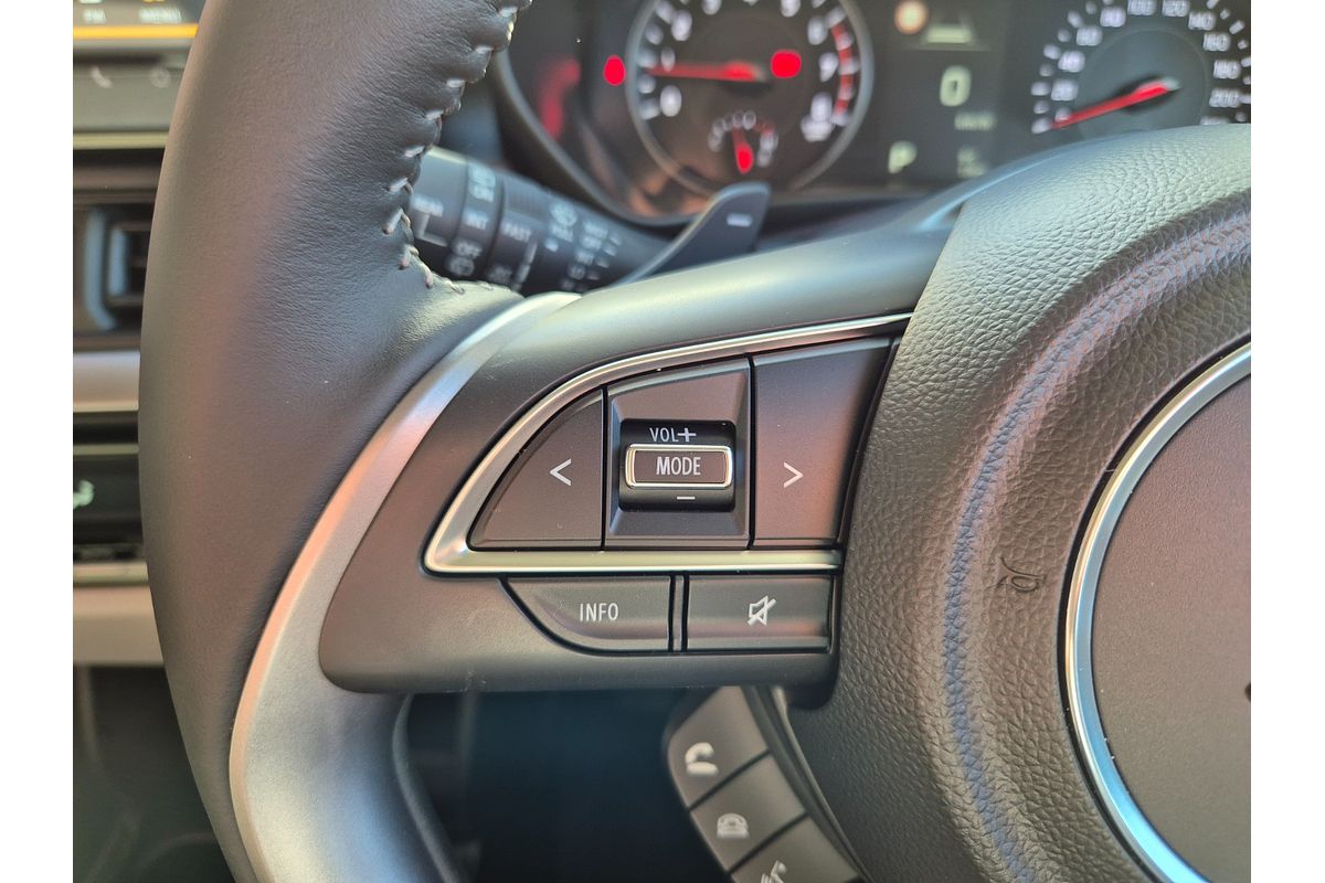 2025 Suzuki Swift Hybrid GLX UZ