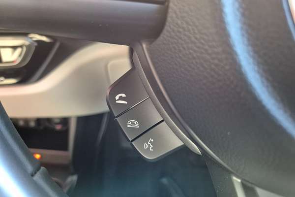 2025 Suzuki Swift Hybrid GLX UZ