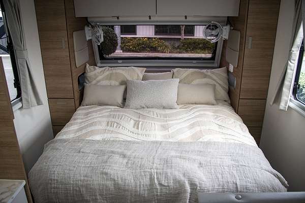 2025 Jayco SILVERLINE CARAVAN 22.68-5.OB.SL-MY25