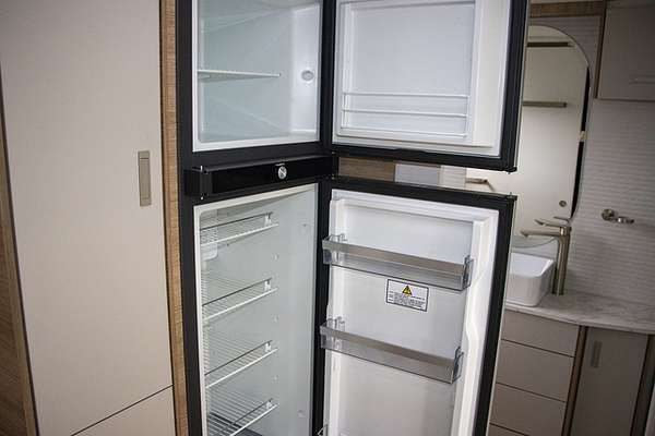 2025 Jayco SILVERLINE CARAVAN 22.68-5.OB.SL-MY25