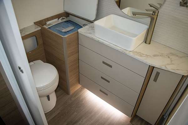 2025 Jayco SILVERLINE CARAVAN 21.65-4.OB.SL-MY25