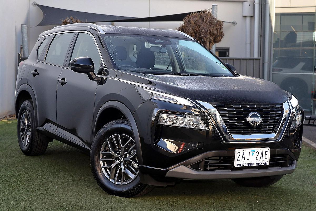 2024 Nissan X-TRAIL ST T33