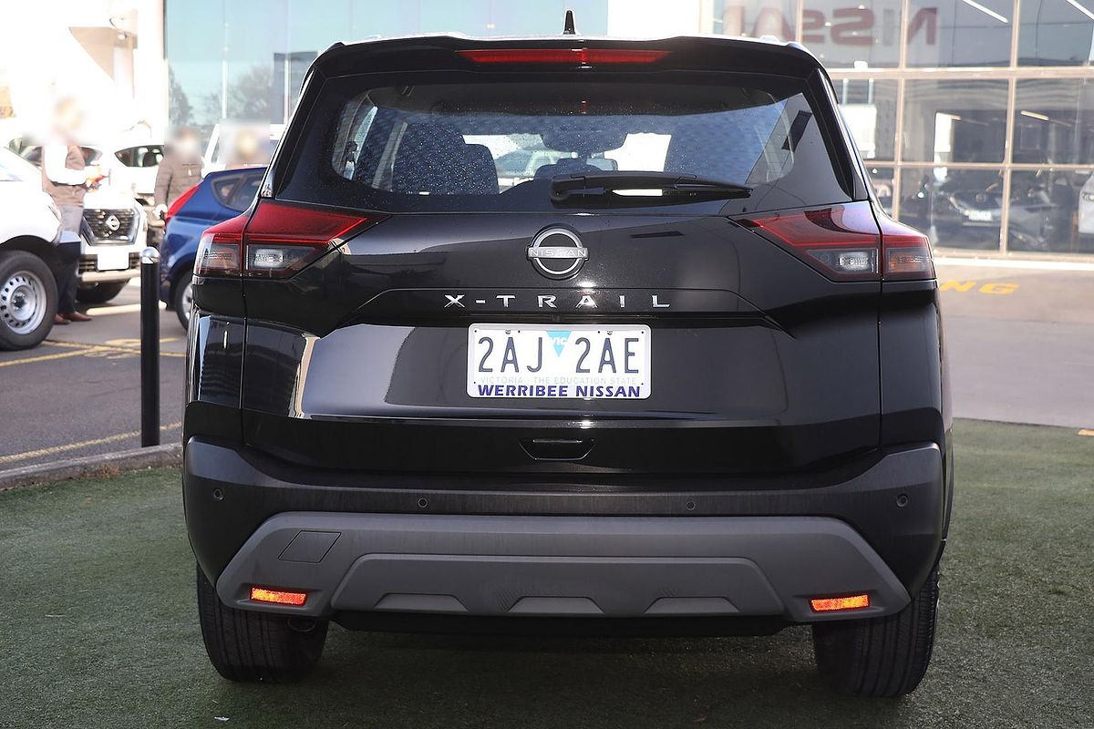 2024 Nissan X-TRAIL ST T33