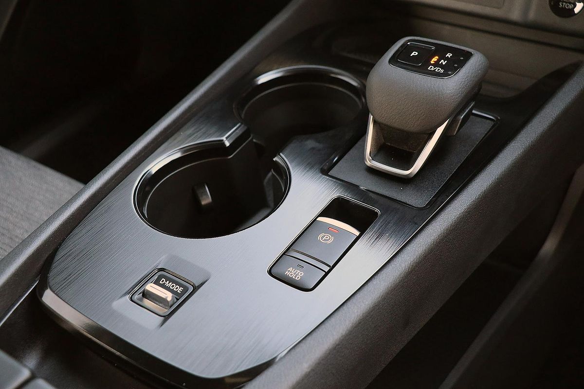 2024 Nissan X-TRAIL ST T33
