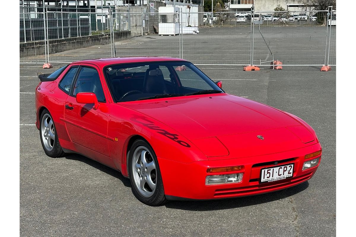1988 Porsche 944 Turbo