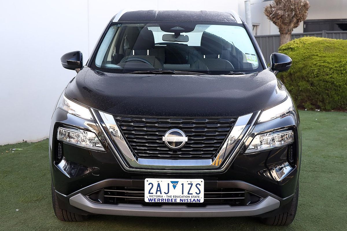 2024 Nissan X-TRAIL ST T33