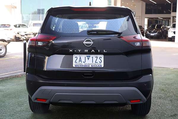 2024 Nissan X-TRAIL ST T33