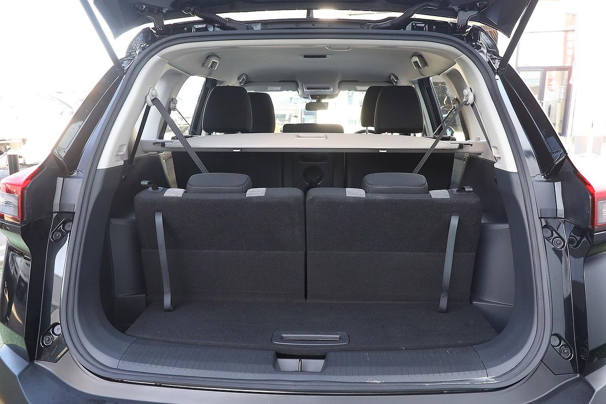 2024 Nissan X-TRAIL ST T33