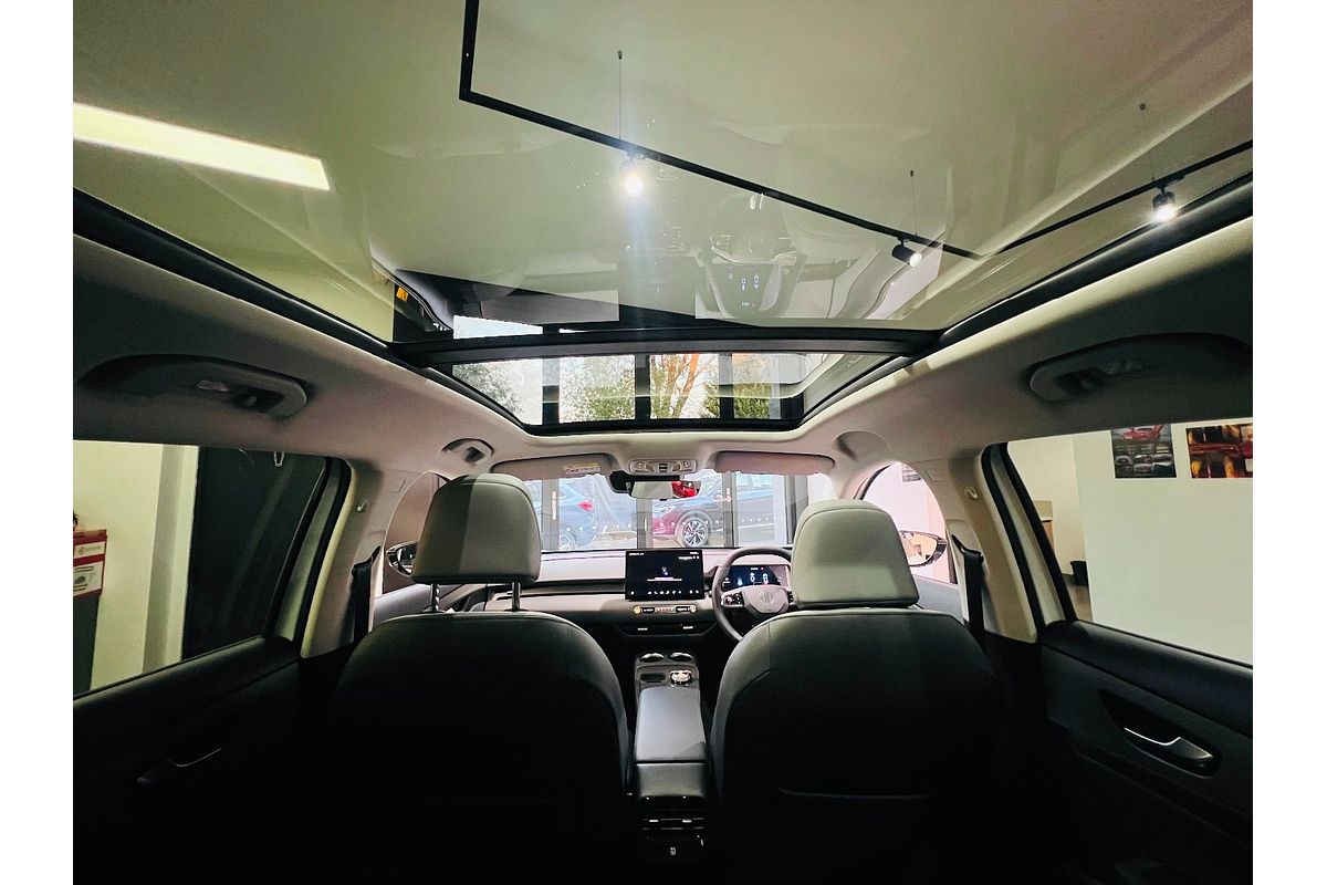 2025 MG MGS5 EV Essence 62 ZS3EM