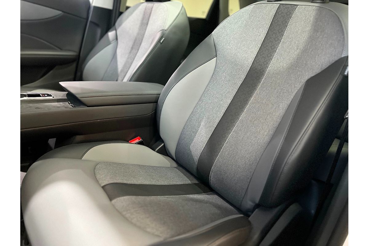 2025 MG MGS5 EV Essence 62 ZS3EM