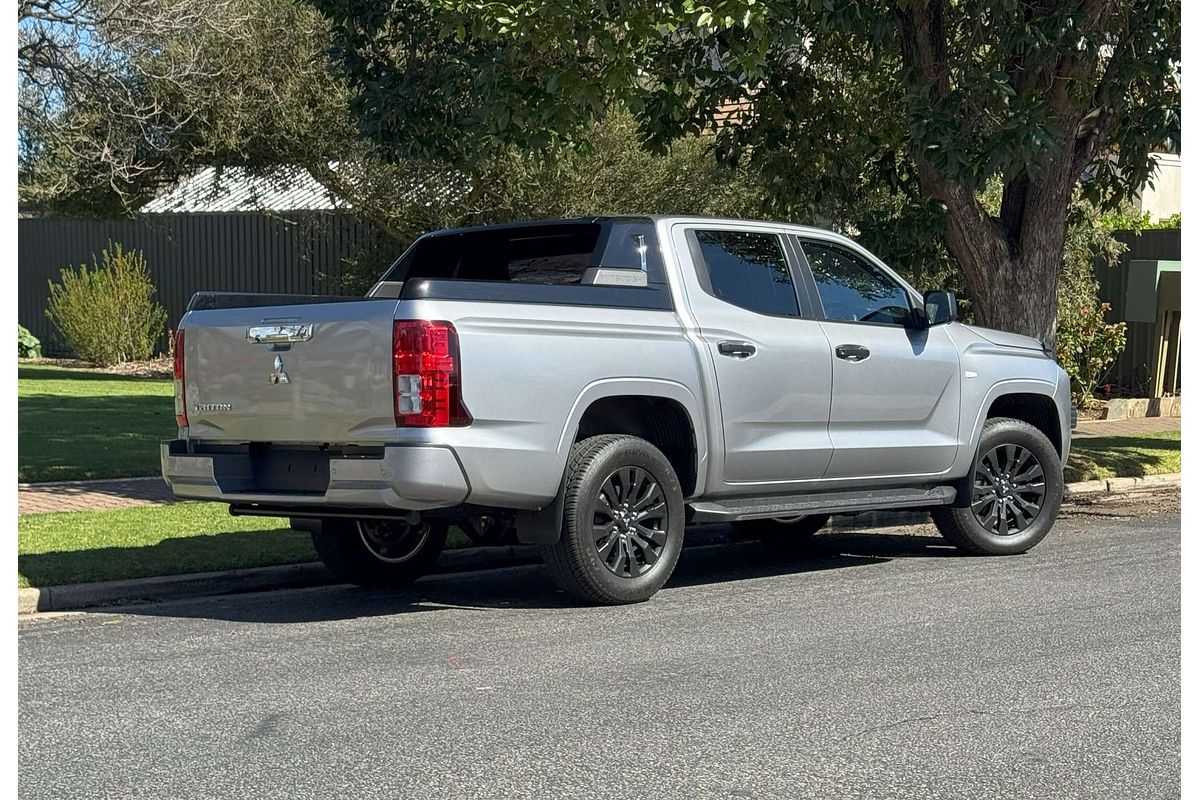 2025 Mitsubishi Triton GLX+ MV 4X4