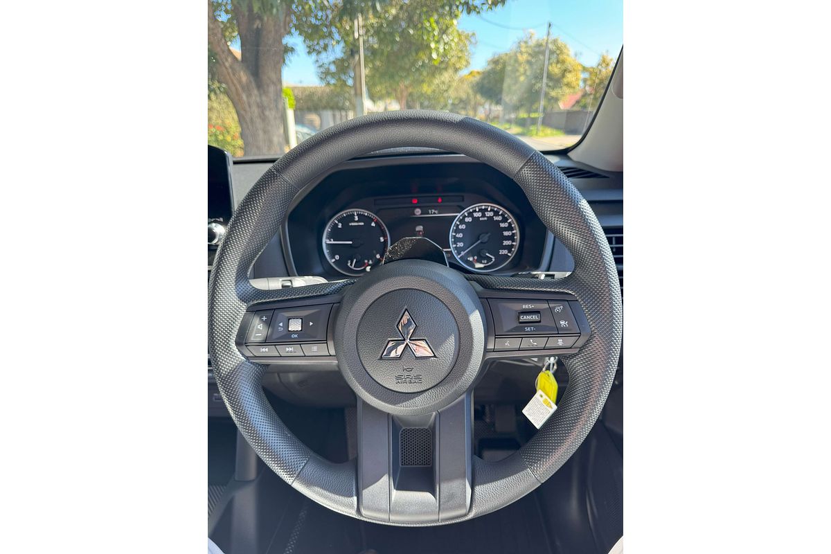 2025 Mitsubishi Triton GLX+ MV 4X4