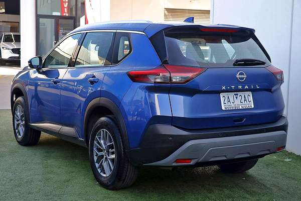 2024 Nissan X-TRAIL ST T33
