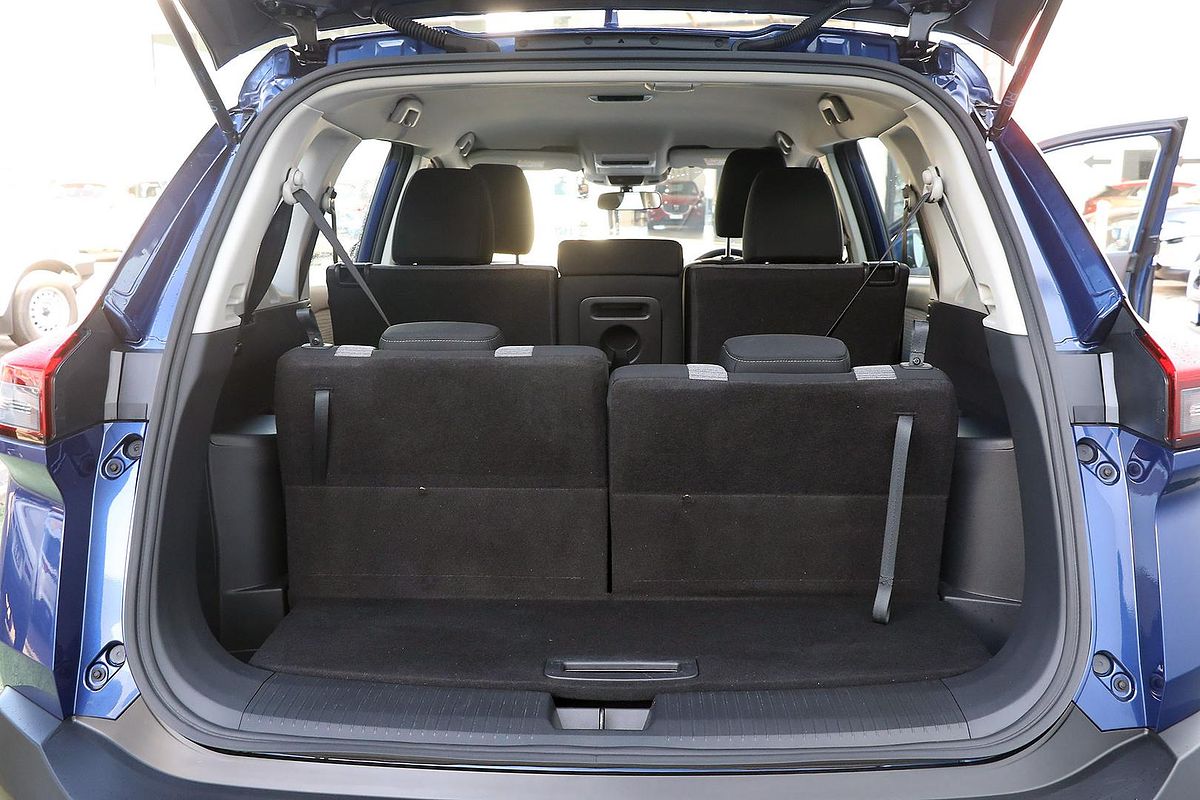2024 Nissan X-TRAIL ST T33