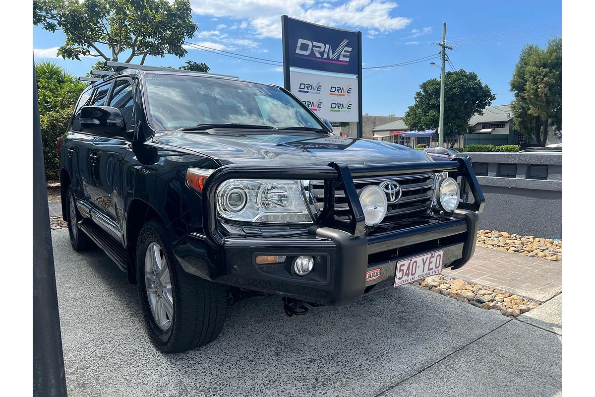2014 Toyota Landcruiser Sahara VDJ200R