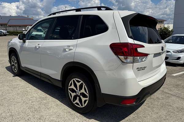 2023 Subaru Forester 2.5i S5