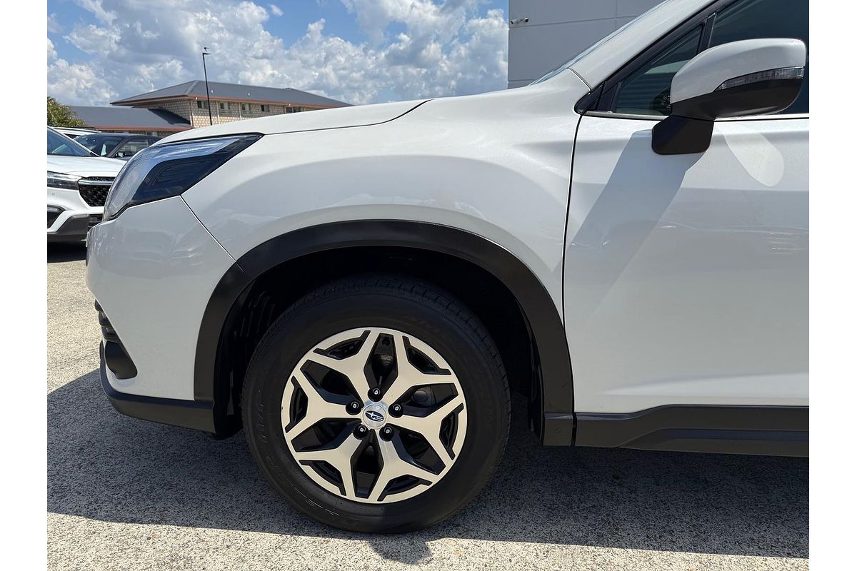 2023 Subaru Forester 2.5i S5