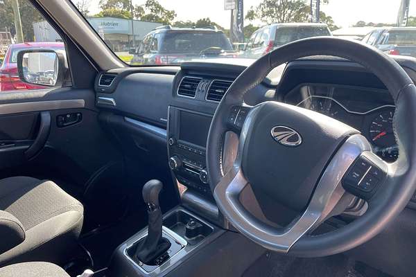 2022 Mahindra PIK-UP S11 4X4