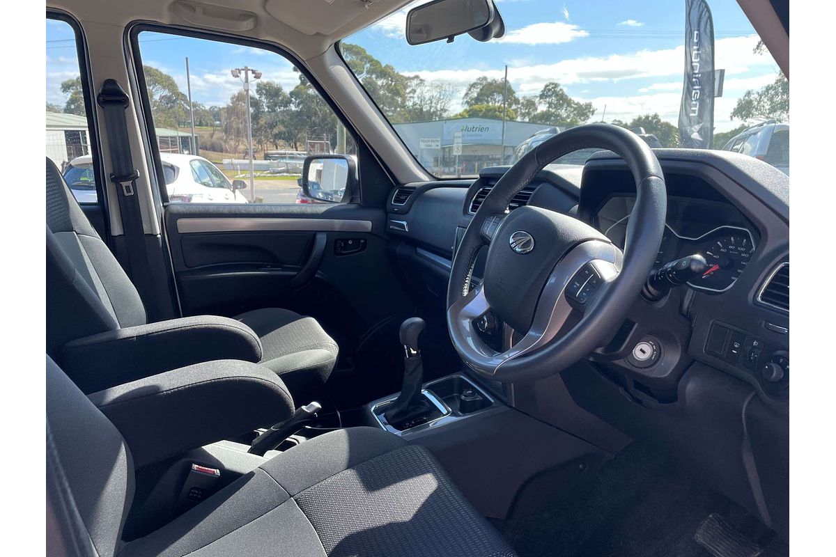 2022 Mahindra PIK-UP S11 4X4