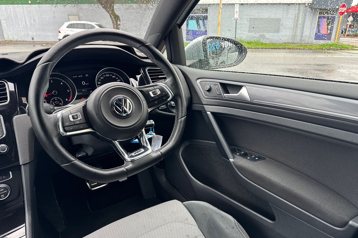 2015 Volkswagen Golf 110TDI Highline 7