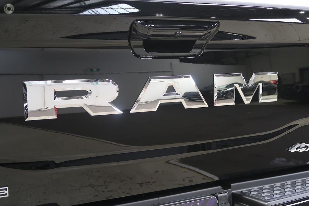 2024 RAM 2500 Laramie DJ 4X4