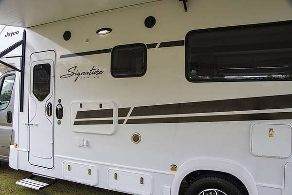 2025 Jayco SIGNATURE MOTORHOME FA.25-3.SG-MY25