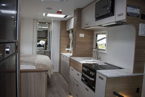 2025 Jayco SIGNATURE MOTORHOME FA.25-3.SG-MY25
