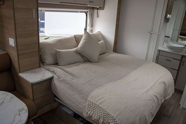 2025 Jayco SIGNATURE MOTORHOME FA.25-3.SG-MY25