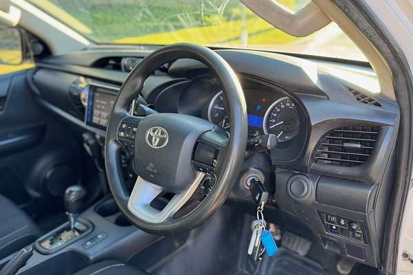 2019 Toyota Hilux SR (4x4) GUN126R MY19 UPGRADE 4X4