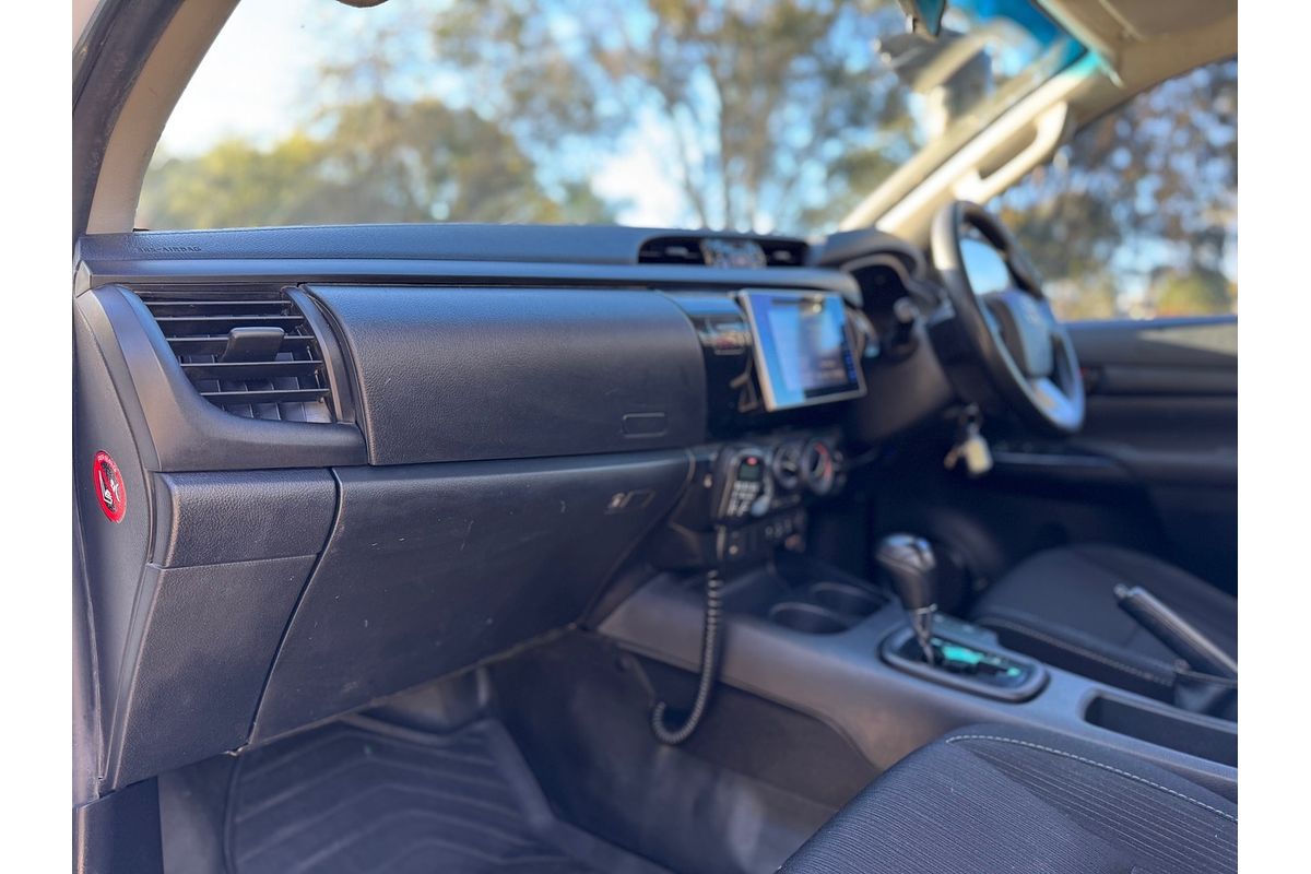 2019 Toyota Hilux SR (4x4) GUN126R MY19 UPGRADE 4X4