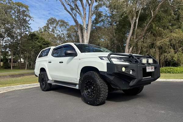 2019 Mitsubishi Triton GLX PLUS (4x4) MR MY19 4X4
