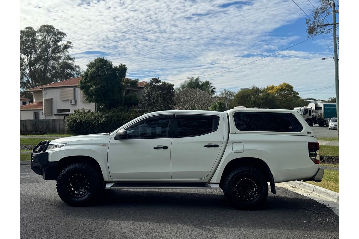 2019 Mitsubishi Triton GLX PLUS (4x4) MR MY19 4X4
