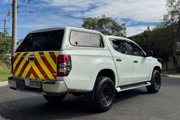 2019 Mitsubishi Triton GLX PLUS (4x4) MR MY19 4X4