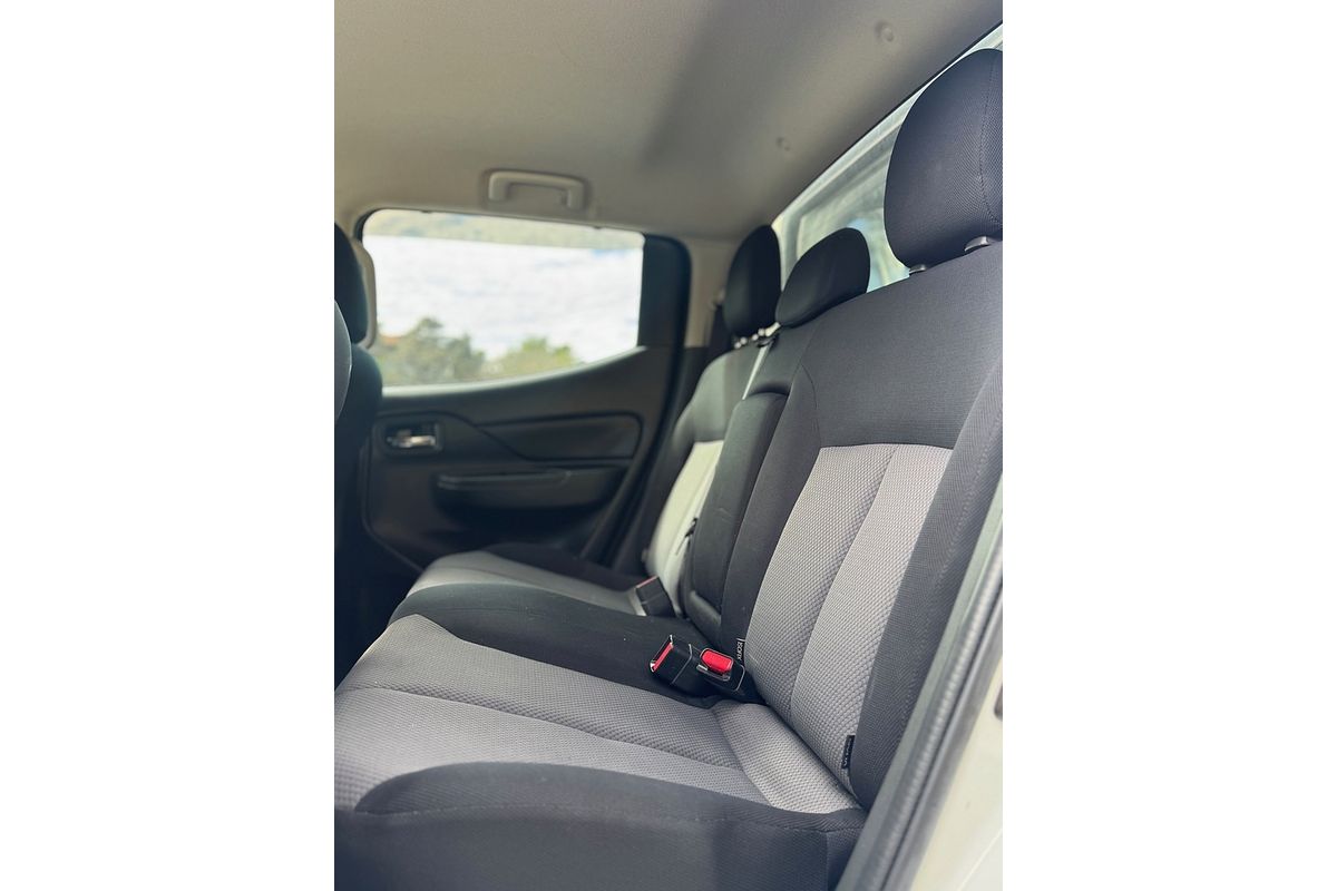 2019 Mitsubishi Triton GLX PLUS (4x4) MR MY19 4X4
