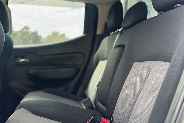 2019 Mitsubishi Triton GLX PLUS (4x4) MR MY19 4X4