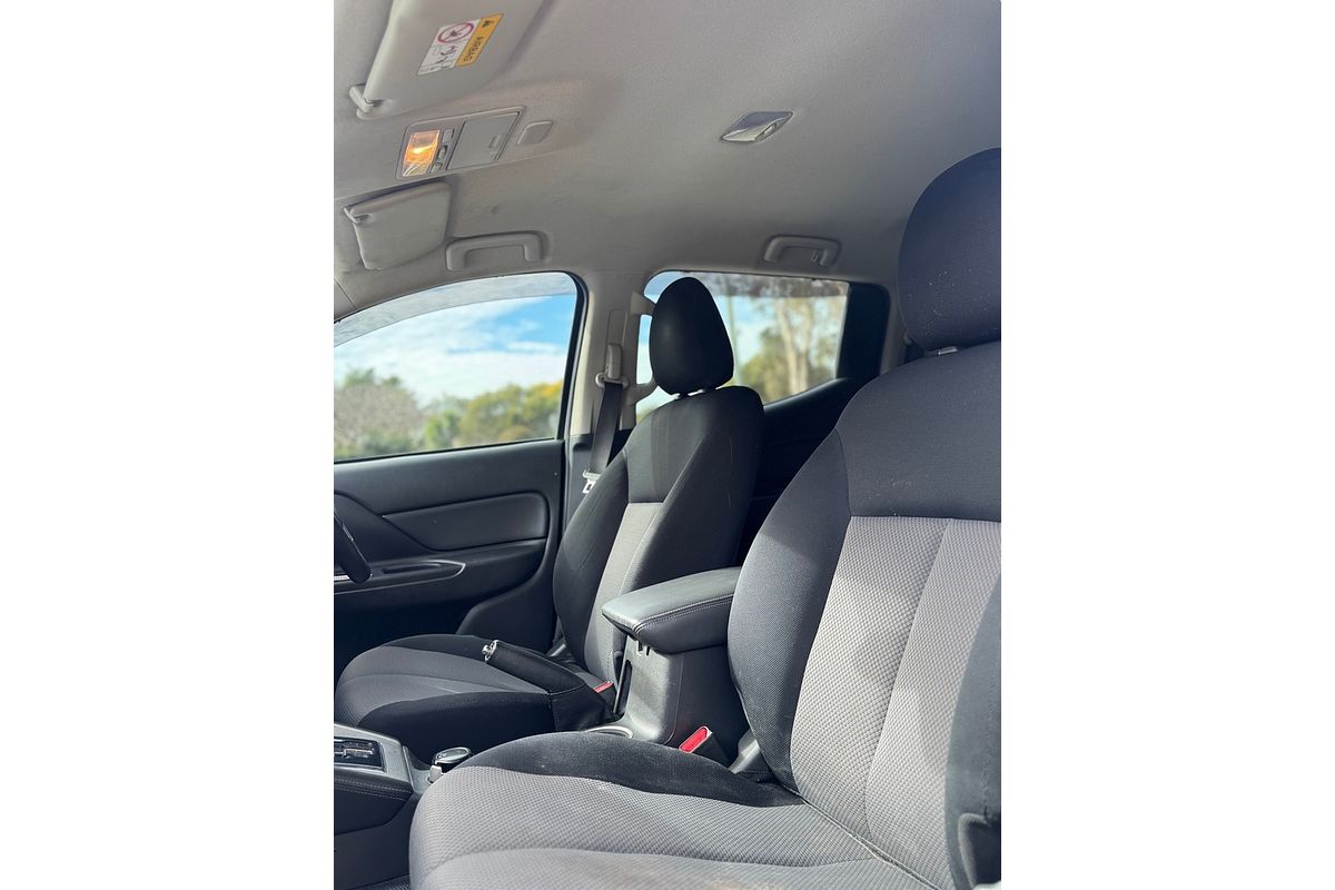 2019 Mitsubishi Triton GLX PLUS (4x4) MR MY19 4X4