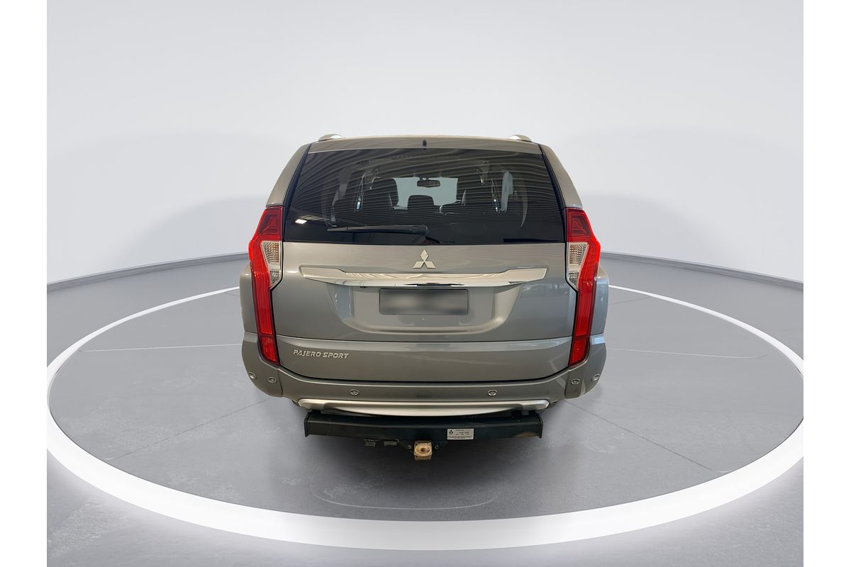 2016 Mitsubishi Pajero Sport Exceed QE